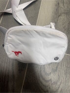 Lemon White Belt Bag with Red Mustang Graphic